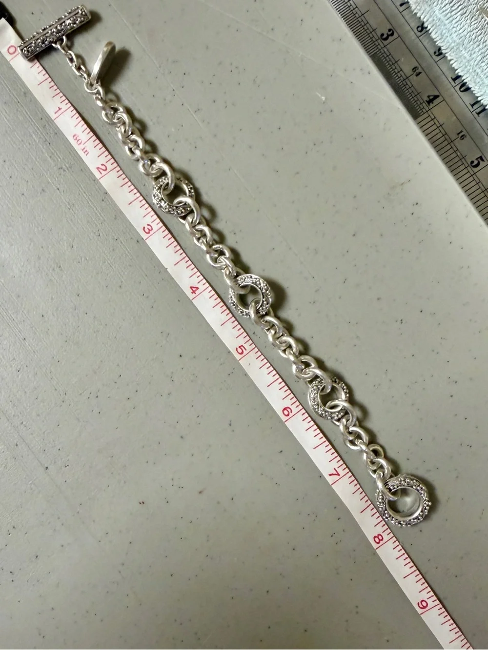 LOIS HILL Vintage Sterling Silver Filigree Popcorn Toggle Link Bracelet; 7.75”